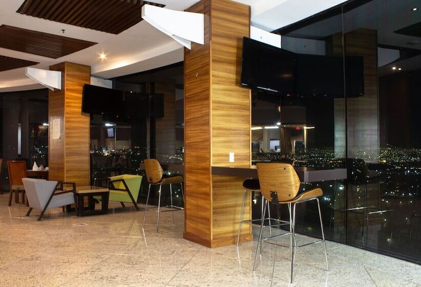 Отель Holiday Inn Queretaro Zona Diamante, An Ihg