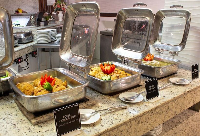 Отель Holiday Inn Queretaro Zona Diamante, An Ihg