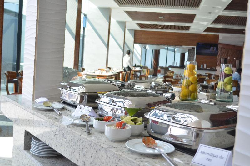 Отель Holiday Inn Queretaro Zona Diamante, An Ihg