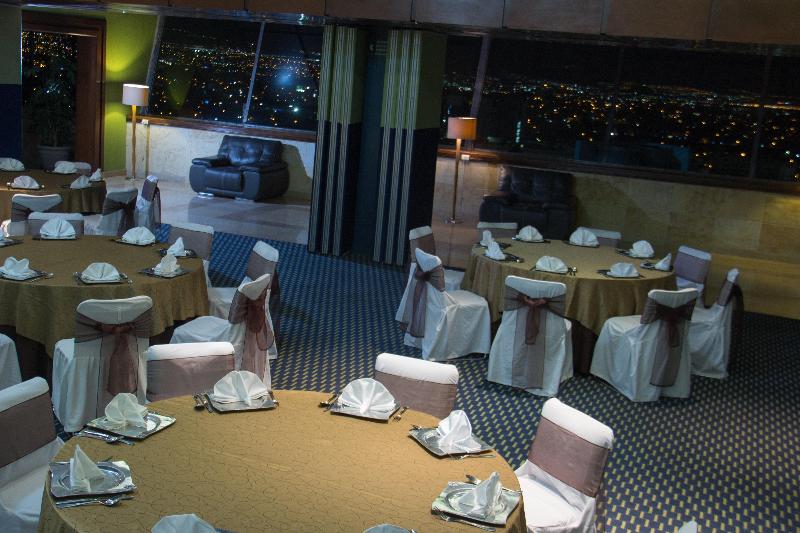 Отель Holiday Inn Queretaro Zona Diamante, An Ihg