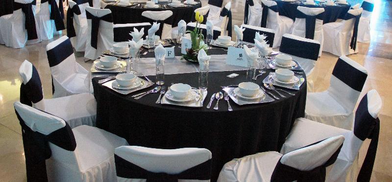 Отель Holiday Inn Queretaro Zona Diamante, An Ihg