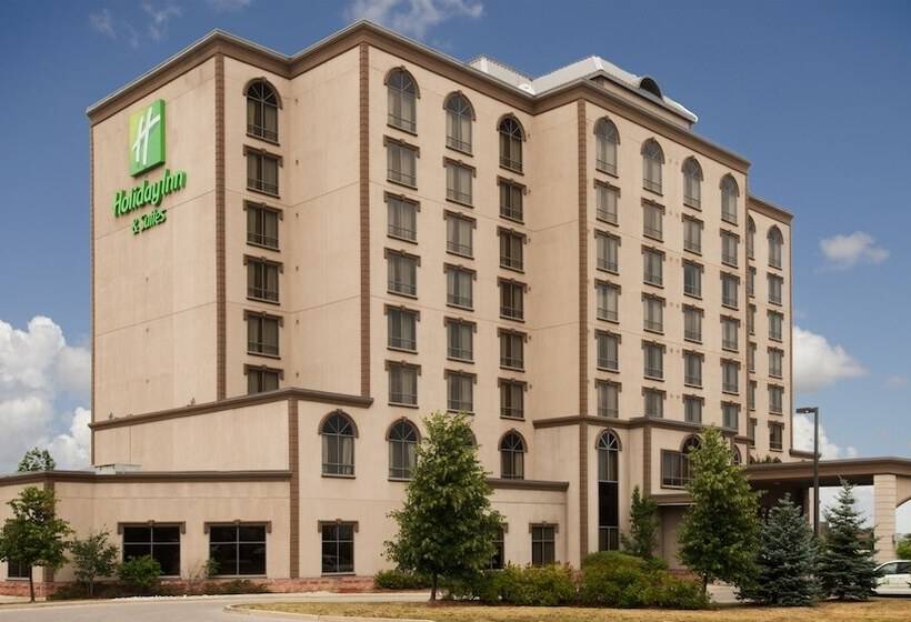 Отель Holiday Inn & Suites Mississauga West   Meadowvale, An Ihg