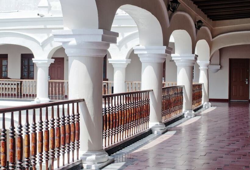 호텔 Holiday Inn Veracruz Centro Historico, An Ihg