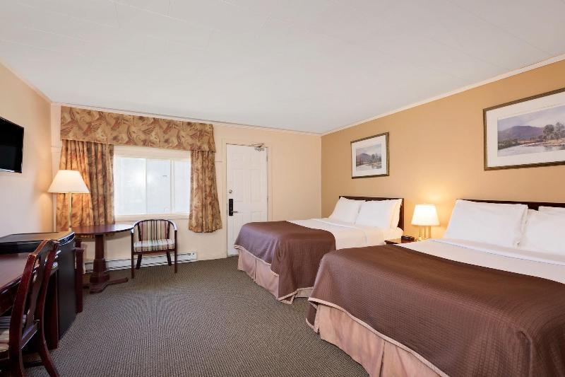 فندق Howard Johnson By Wyndham Woodstock Nb