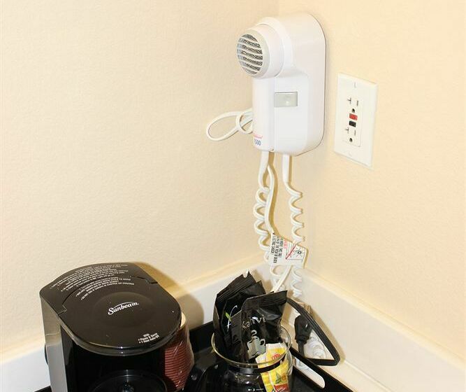 酒店 Studio 6 Burleson, TX