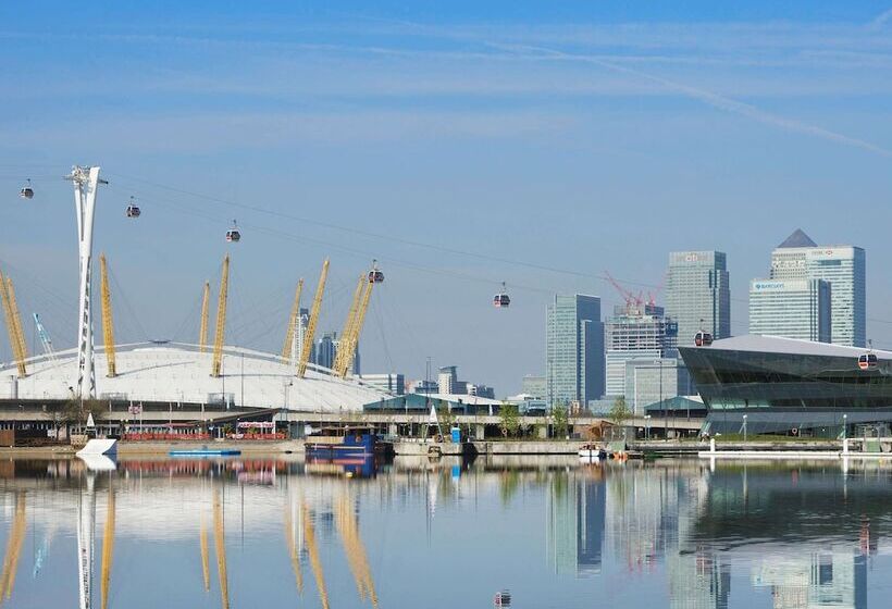 Отель Ibis London Excel Docklands