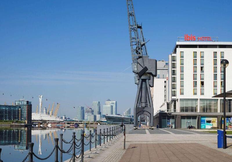 Отель Ibis London Excel Docklands