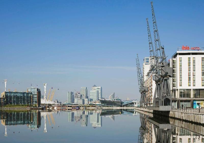 Отель Ibis London Excel Docklands
