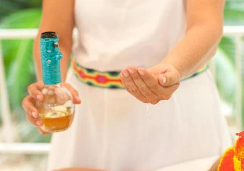 Отель Illusion Boutique Near Beach