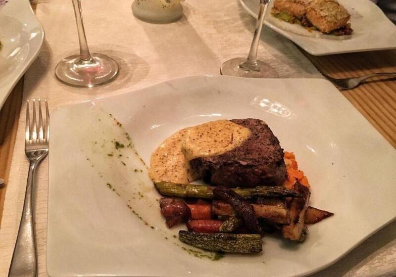 Отель Illusion Boutique Near Beach