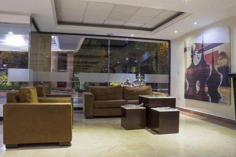 Отель Imperio De Angeles Executive Leon By Real De Minas Business Class