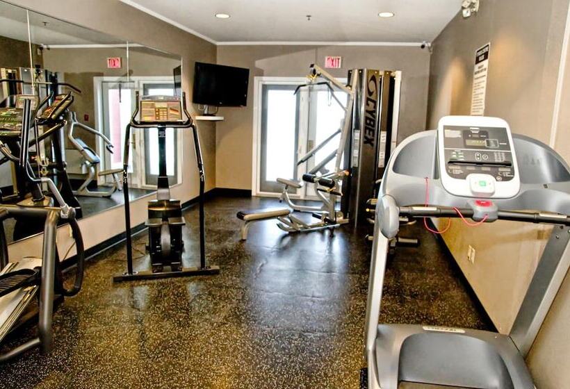 فندق Lakeview Inns & Suites  Brandon