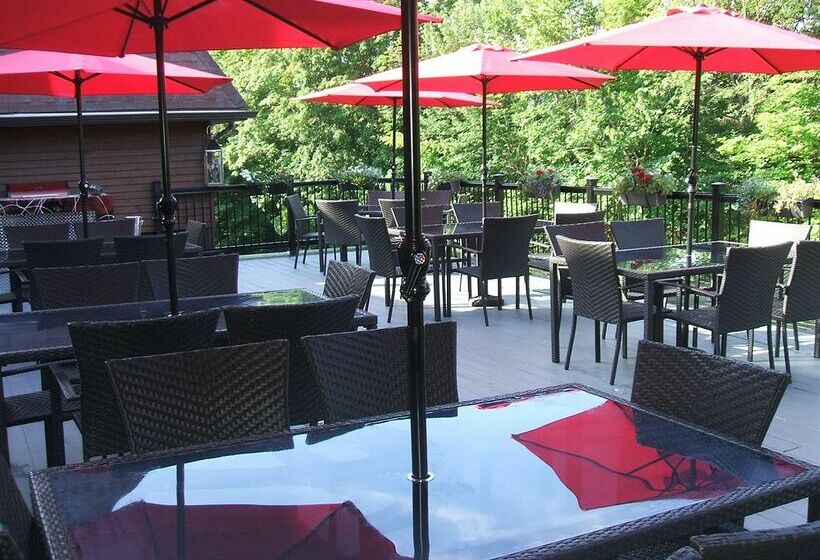 בית מלון כפרי Le Chateau