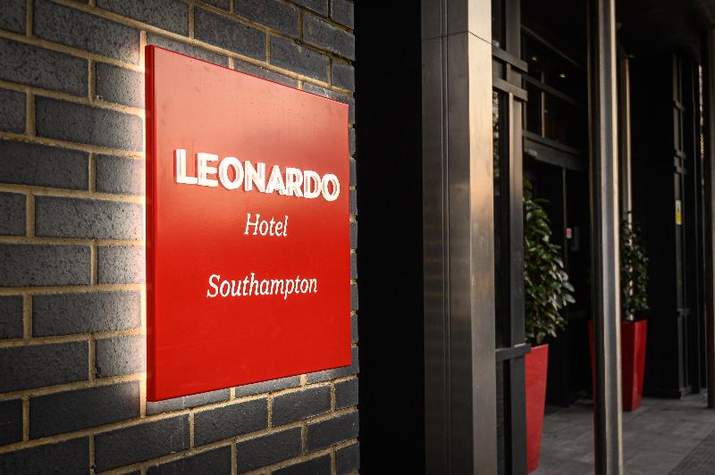 호텔 Leonardo Southampton