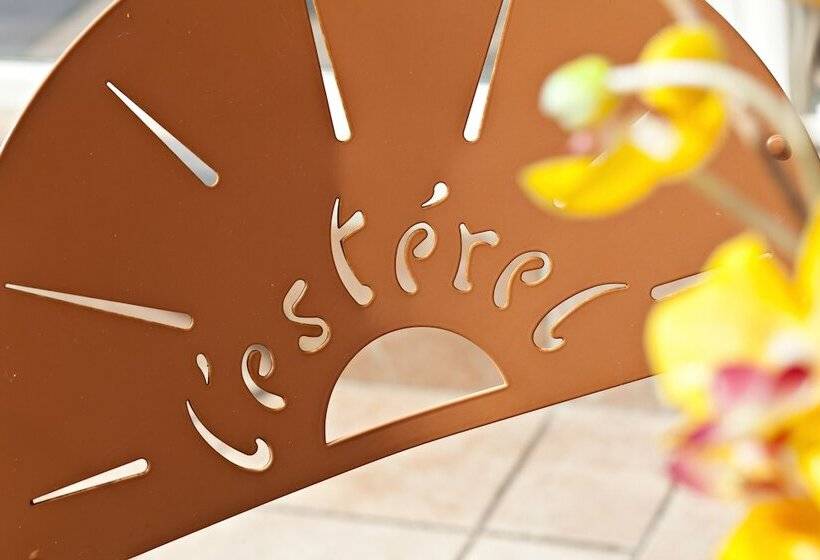 בית מלון כפרי L'esterel