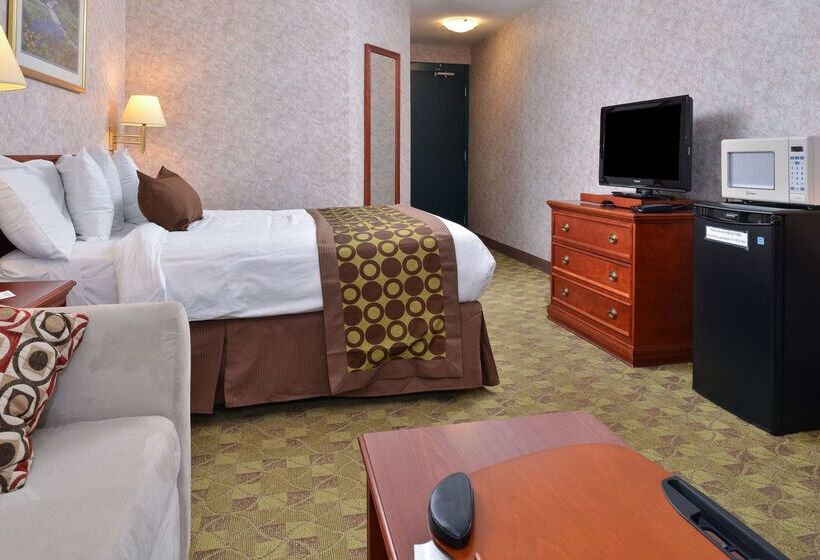 בית מלון כפרי Lexington Inn & Suites Windsor