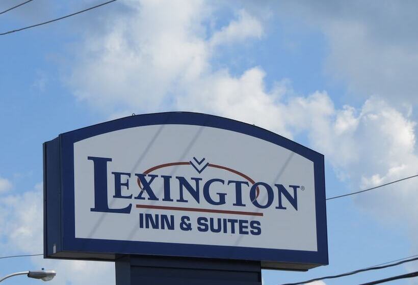בית מלון כפרי Lexington Inn & Suites Windsor