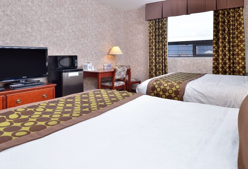 בית מלון כפרי Lexington Inn & Suites Windsor