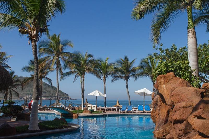 Luna Palace Hotel And Suites