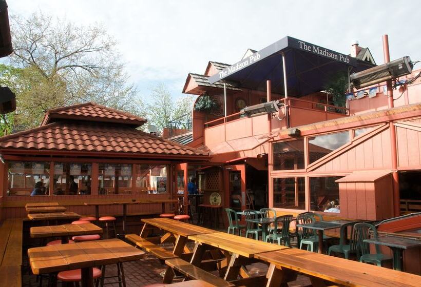 فندق Madison Manor Boutique