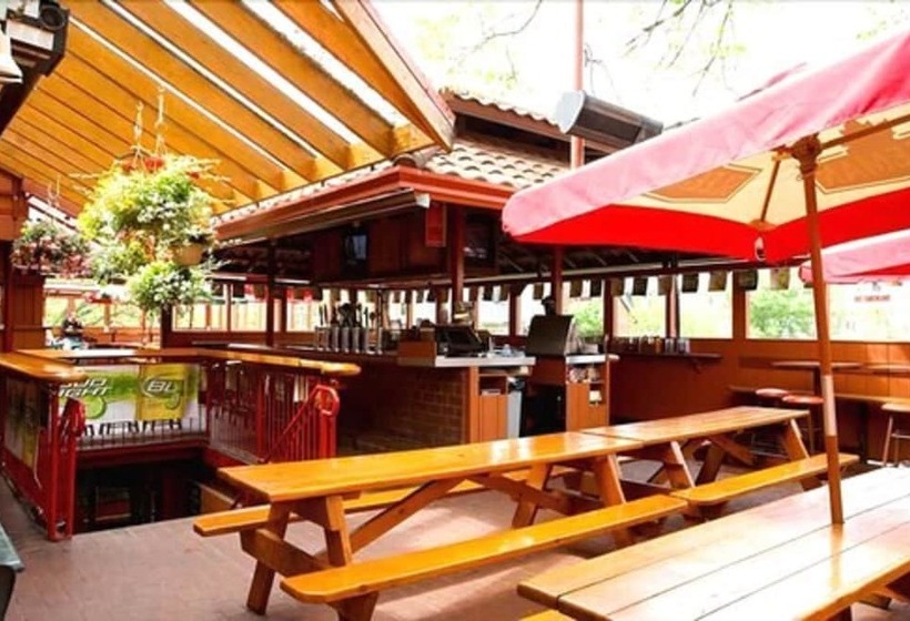 فندق Madison Manor Boutique