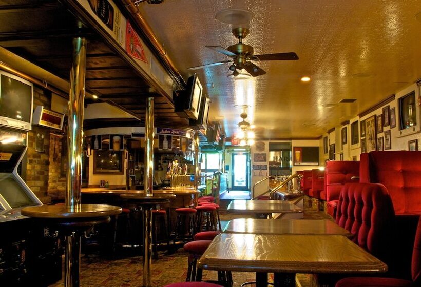 فندق Madison Manor Boutique