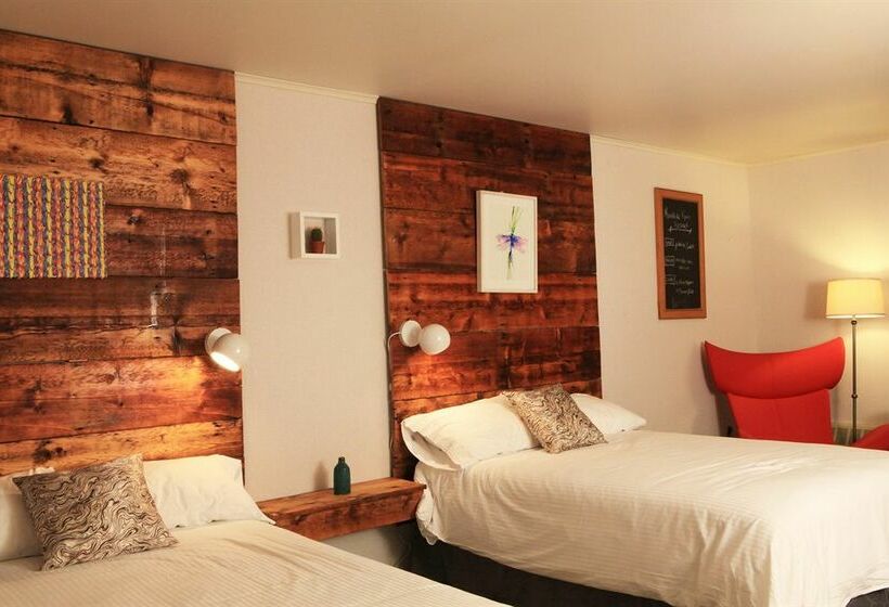 هتل Mountain Road Resort At Stowe