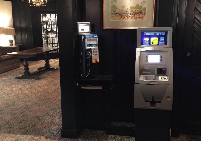 ホテル Old Mill Toronto