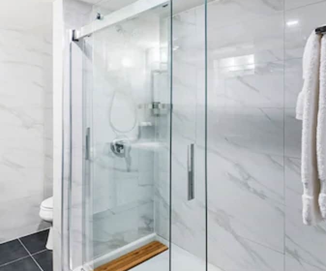 Ottawa Embassy Hotel & Suites