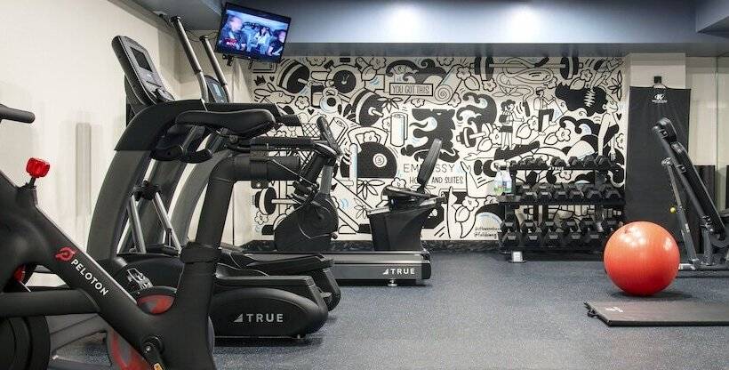 Ottawa Embassy Hotel & Suites