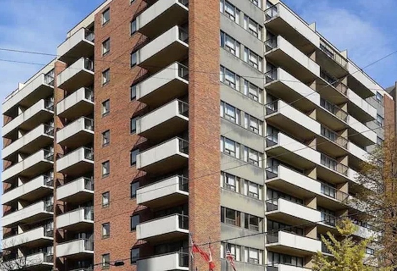 Ottawa Embassy Hotel & Suites