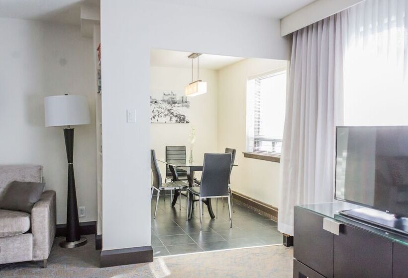 Ottawa Embassy Hotel & Suites