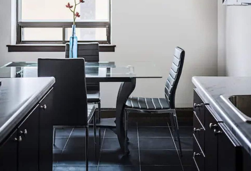 Ottawa Embassy Hotel & Suites