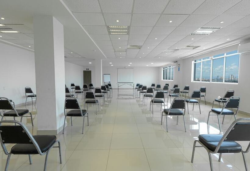 호텔 Plaza Del Arco Express