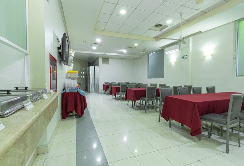 호텔 Plaza Del Arco Express