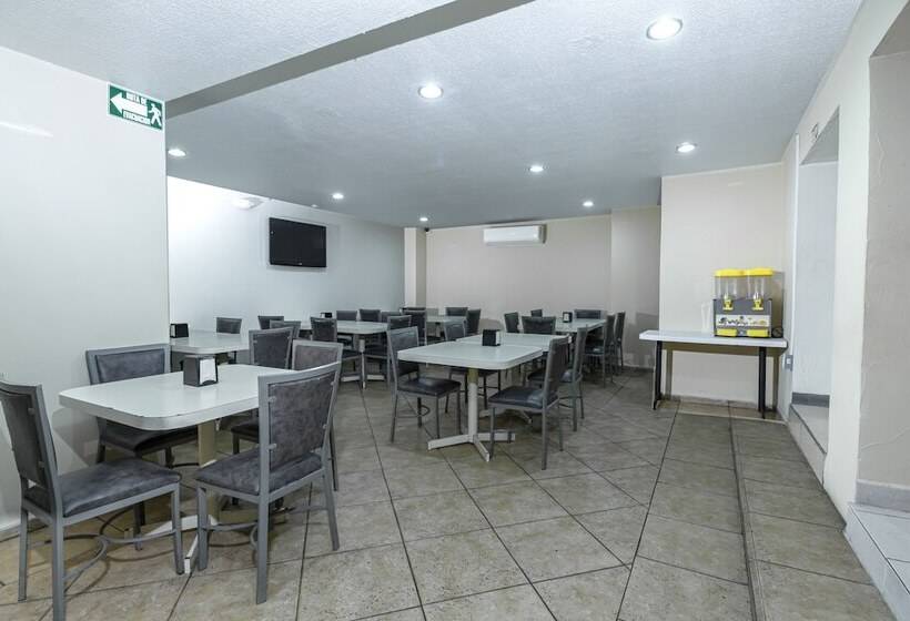 בית מלון כפרי Plaza Del Arco  Monterrey