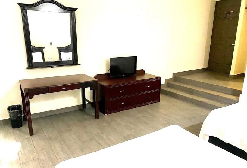 בית מלון כפרי Plaza Del Arco  Monterrey