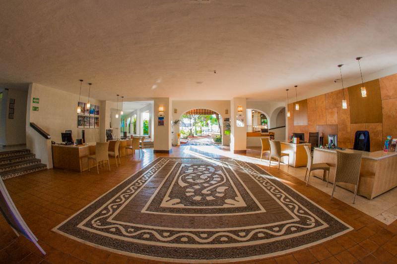 Отель Plaza Pelicanos Grand Beach Resort All Inclusive