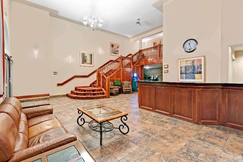 ホテル Quality Inn & Suites Edmonton International Airport