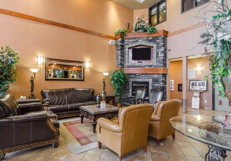 בית מלון כפרי Quality Inn & Suites