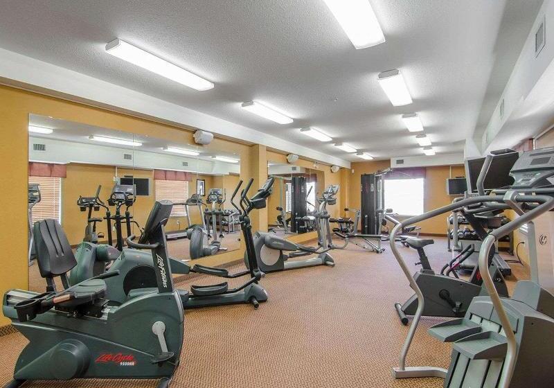 בית מלון כפרי Quality Inn & Suites