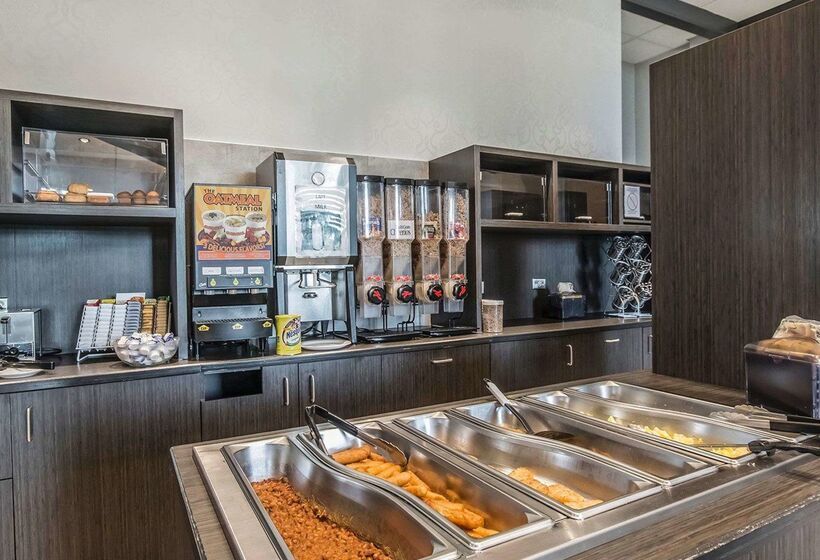 فندق Quality Suites