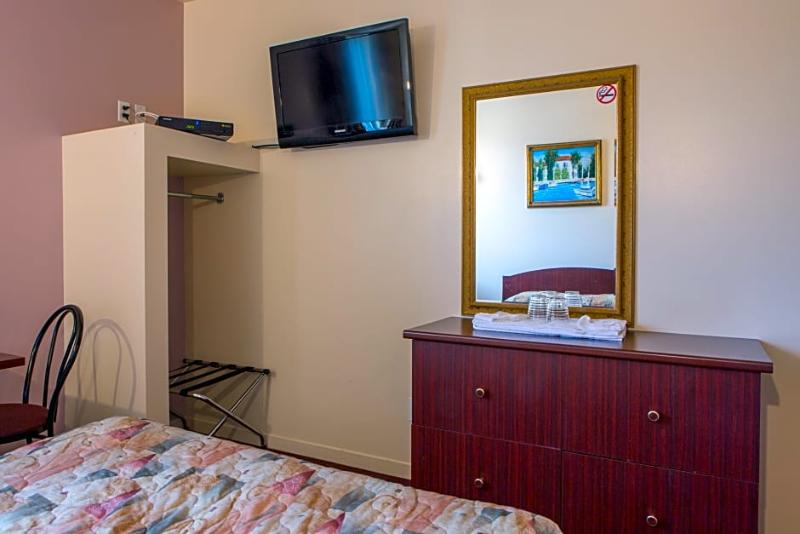 Отель Quartier Latin