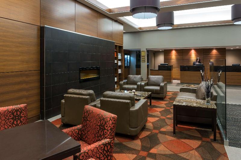 Radisson Hotel & Suites Fort Mcmurray