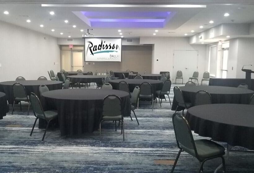 Radisson Hotel Dallas North Addison