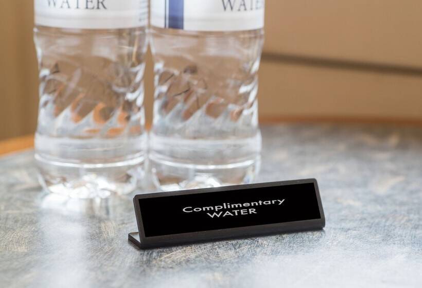 Radisson Hotel Dallas North Addison