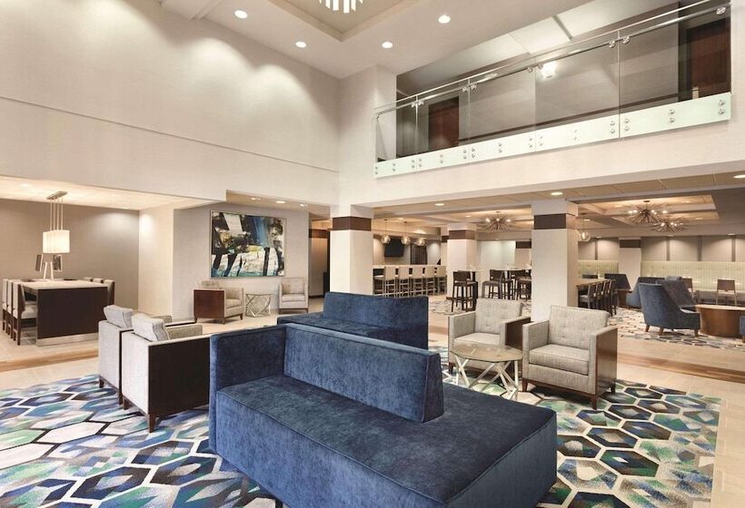 Radisson Hotel Dallas North Addison