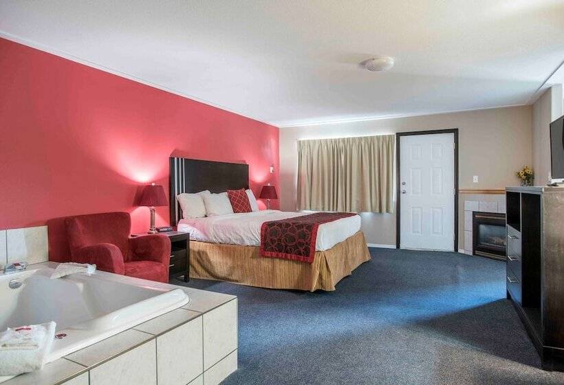 فندق Ramada Limited 100 Mile House