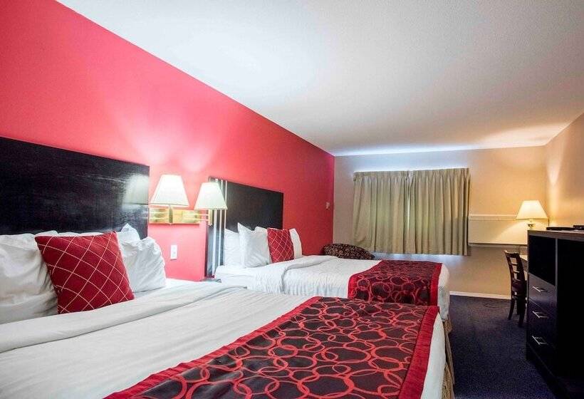 فندق Ramada Limited 100 Mile House