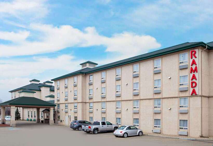 Ramada By Wyndham Red Deer Hotel & Suites